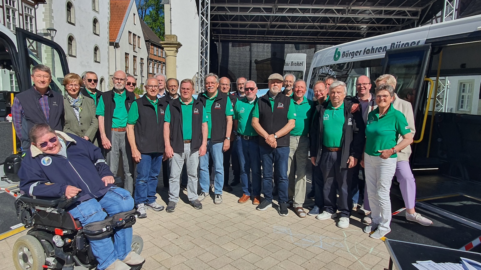 Einweihung des neuen Bürgerbus in Brakel
