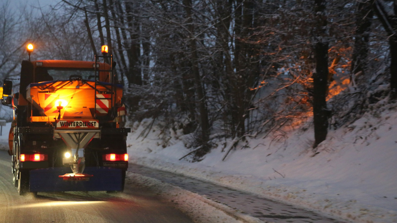 Kreis Höxter sucht Fuhrunternehmen für den Winterdienst auf den Kreisstraßen